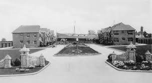 Eddingston Court 3300 Procter St 1928